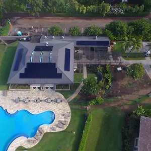 9b Ekahi Village-studio Bath, Garden View - 1 Minute Stroll To Beach! Aparthotel